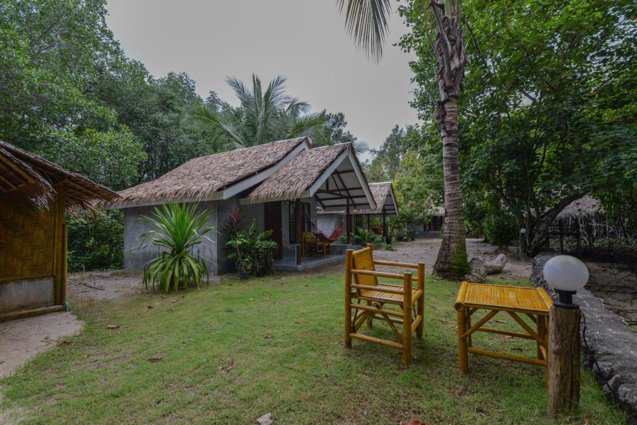 Bananas Resort & Restaurant Krabi Exterior foto